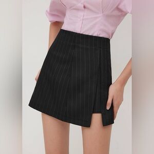 CIDER Pinstripe Mini Skort Skirt Shorts Medium 6 Blue White Stripes